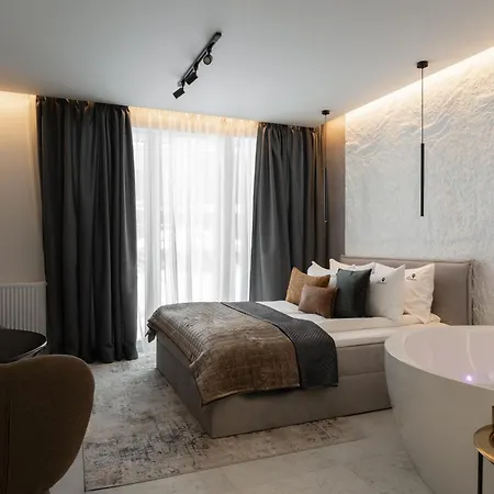公寓 Gatsby - Private With Sauna & Jacuzzi In The By Lion 格但斯克