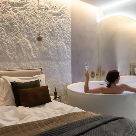 Gatsby - Private With Sauna & Jacuzzi In The By Lion Daire *